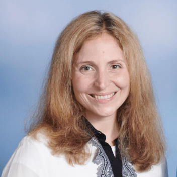 Lara Shohet Portrait